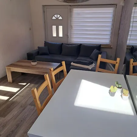 Ferienhaus Luna Holiday home *
